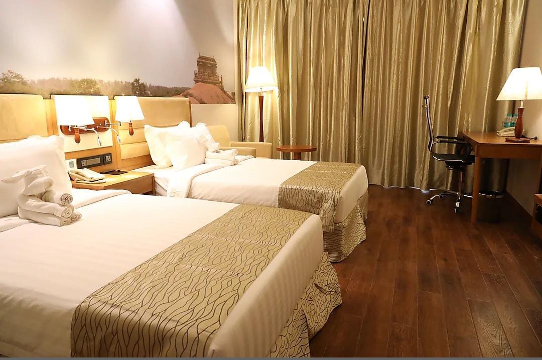 WhatsApp Image 2025-07-28 at 14.18.09_65269deb.jpg